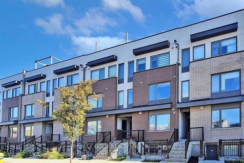 5-169 William Duncan Rd, North York, ON, M3K0B8 | Card Image