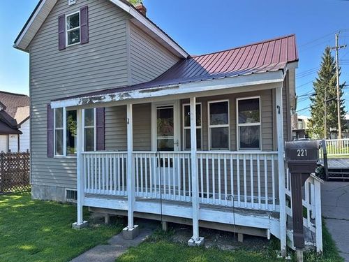 221 W 4th Street, Neillsville, WI, 54456 | Card Image