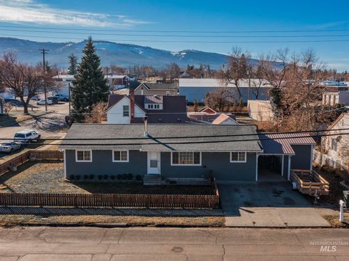 130 E North 2nd St, Grangeville, ID, 83530-1841 | Card Image