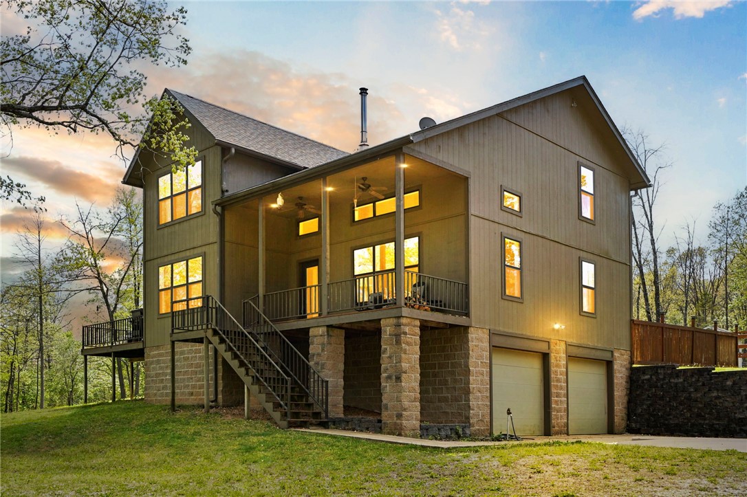 Taylor Barnett Rd, Garfield, AR 72732