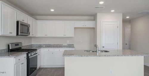216 Olive Branch St, Sanford, NC, 27332-6150 | Card Image