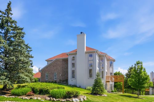 1505 Highland Dr, Lake Geneva, WI, 53147-4857 | Card Image