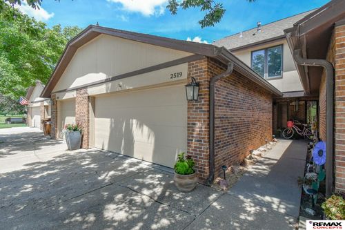 2519 Winding Way, Lincoln, NE, 68506-2853 | Card Image