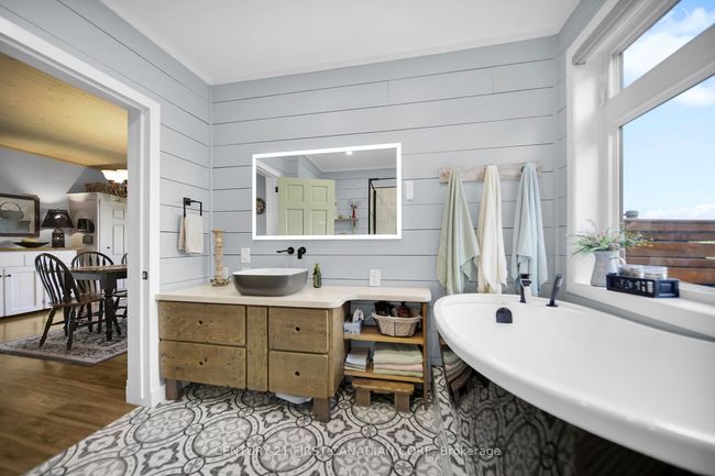 24631 Stalker Line, House other with 3 bedrooms, 2 bathrooms and 10 parking in West Elgin ON | Image 19