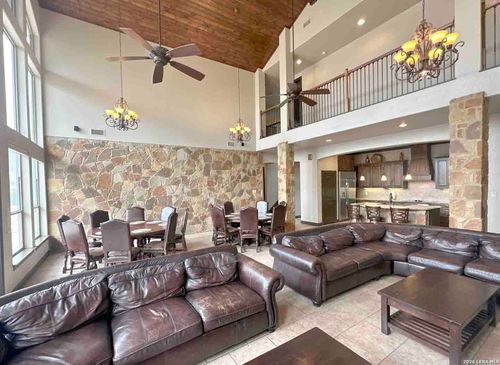 118 Skipping Stone Ln, ConCan, TX, 78838 | Card Image