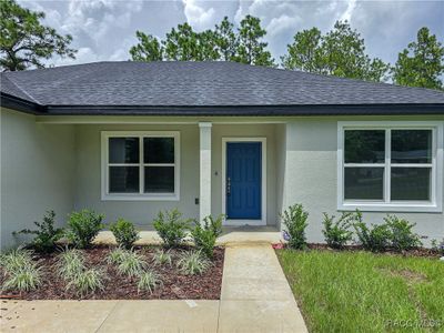 2811 W Andromedae Drive, House other with 3 bedrooms, 2 bathrooms and 2 parking in Citrus Springs FL | Image 2