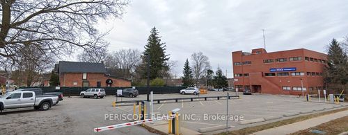 100-16 O'Brien St, Orillia, ON, L3V5S2 | Card Image