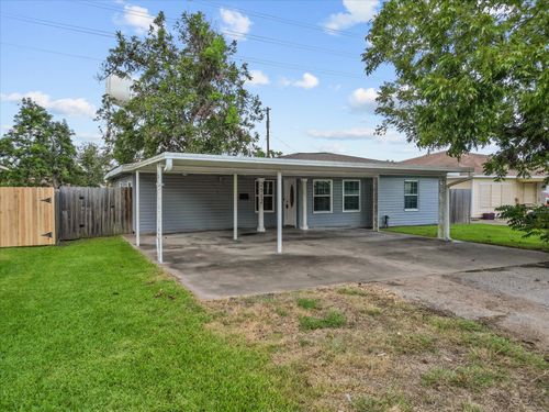 2512 Jackson St, La Marque, TX, 77568-3717 | Card Image