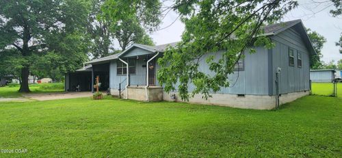 2111 Galena Ave, Galena, KS, 66739-1607 | Card Image