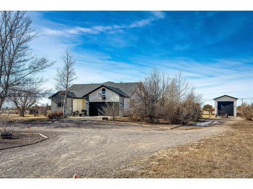 825 Cherokee St, Strasburg, CO, 80136-8089 | Card Image