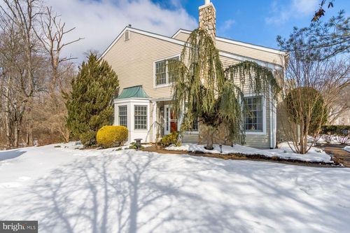 11 Bogey Cir, DOYLESTOWN, PA, 18901-2876 | Card Image