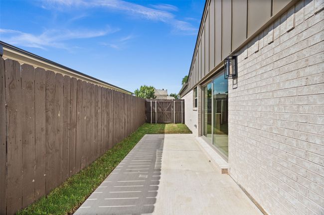 2114 Trellis Pl, Home with 3 bedrooms, 2 bathrooms and null parking in Richardson TX | Image 23