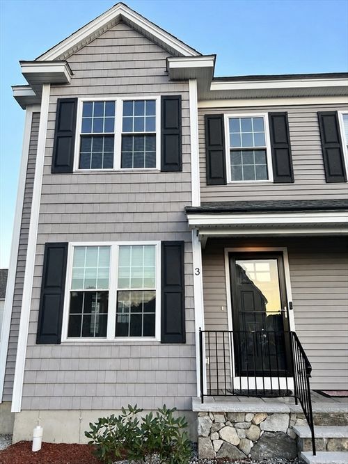 3-3 Riley Rd, Tyngsboro, MA, 01879-1371 | Card Image