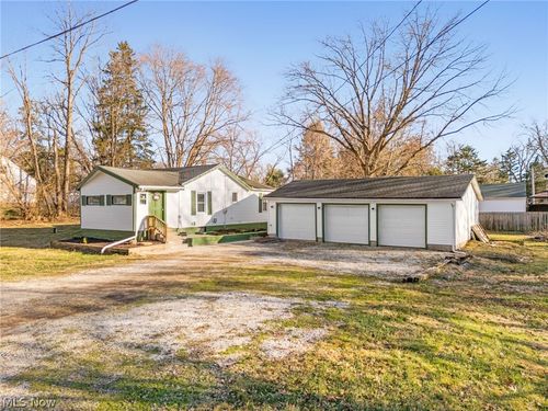 368 Jarvis Rd, Akron, OH, 44319-3254 | Card Image