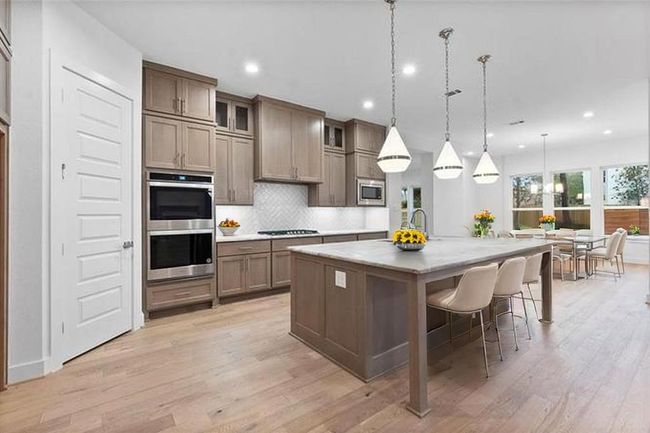 1016 Prescott Dr, House other with 4 bedrooms, 3 bathrooms and 3 parking in Conroe TX | Image 4