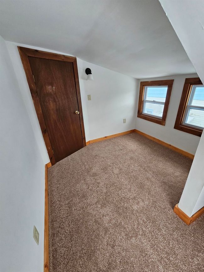109 Charles St, House other with 3 bedrooms, 2 bathrooms and null parking in Bennington VT | Image 23