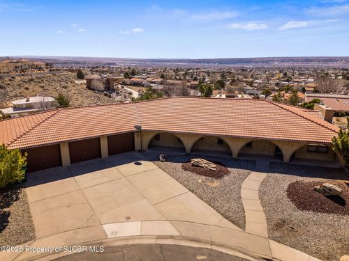 4100 Saint Michaels Dr, Farmington, NM, 87401-0807 | Card Image