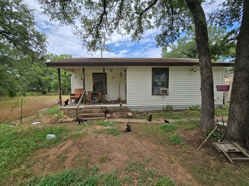 1064 Hess Rd, Mineral Wells, TX, 76067-1346 | Card Image