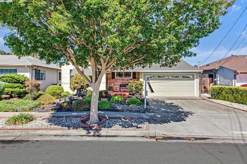 14392 Merced St, San Leandro, CA, 94579-1051 | Card Image