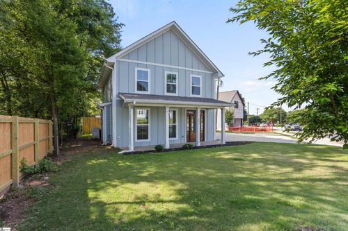 401 Old Augusta Rd, Greenville, SC, 29605-2128 | Card Image