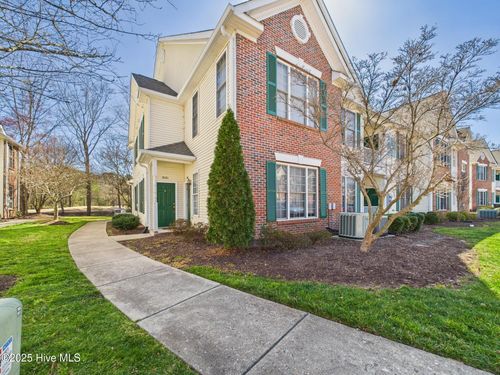 2111 Kudrow Ln, Morrisville, NC, 27560-7702 | Card Image