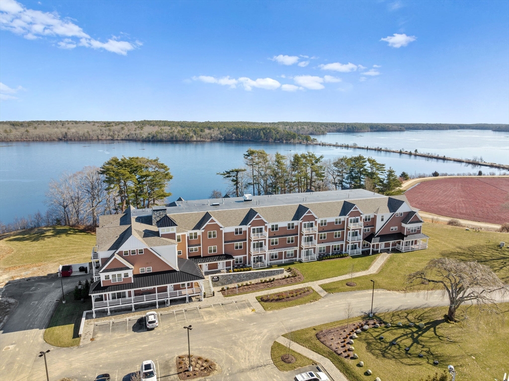 UNIT 210 - 57 Long Point Rd, Sold in Lakeville - eXp Realty