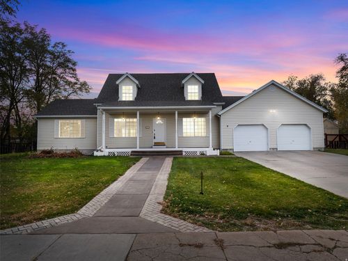 283 W Clark St, Grantsville, UT, 84029-9604 | Card Image