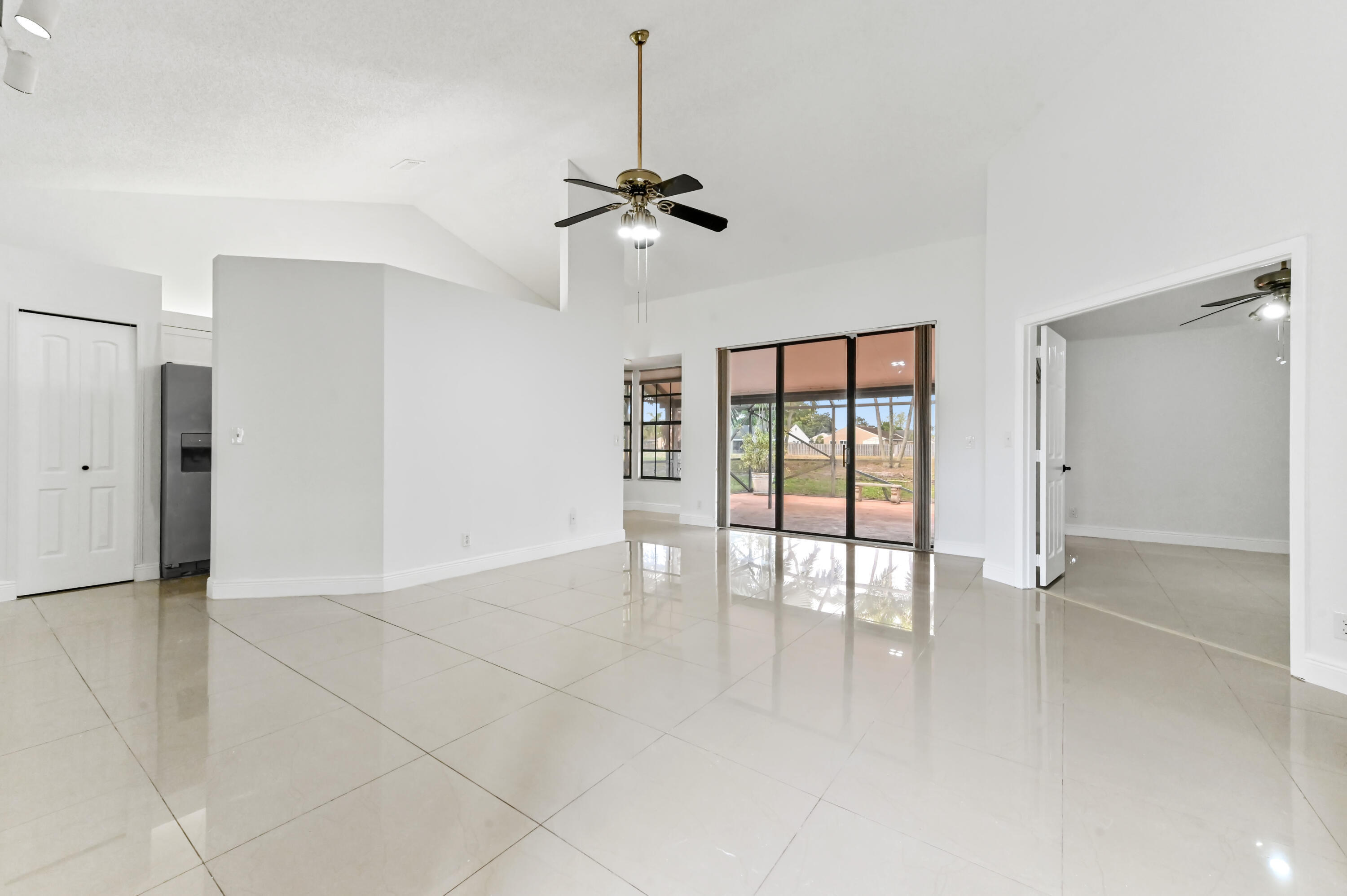 Residential Lease in Boynton Beach 4