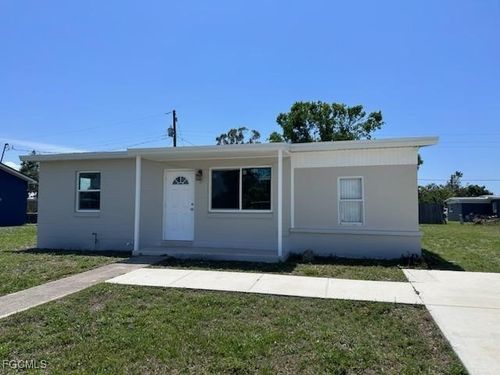 21043 Bersell Ave, PORT CHARLOTTE, FL, 33952-4348 | Card Image
