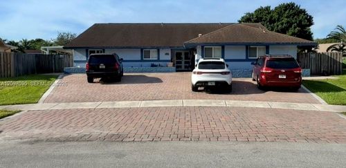 11810 Nw 16th St, Pembroke Pines, FL, 33026-0507 | Card Image