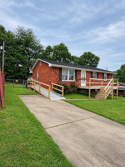 156 Burley Way, Mt Sterling, KY, 40353-1642 | Card Image