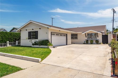 1021 Statler St, San Pedro, CA, 90731 | Card Image