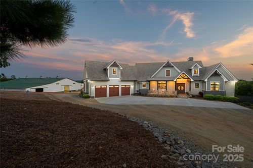 822 & 920 Preservation Trail, Columbus, NC, 28722 | Card Image