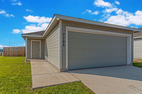 7703 Chancery Gate, San Antonio, TX, 78253-7358 | Card Image