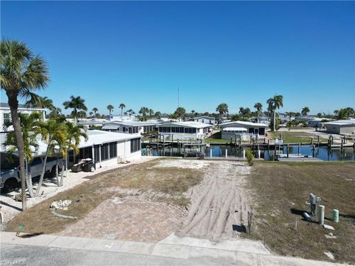 17681 Stevens Blvd, FORT MYERS BEACH, FL, 33931-7158 | Card Image