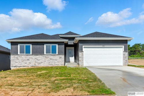 7608 S 33rd Ave, Bellevue, NE, 68147-1309 | Card Image