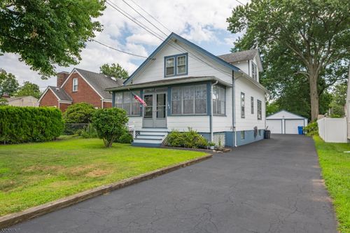 165 Stout Ave, Middlesex, NJ, 08846-1154 | Card Image