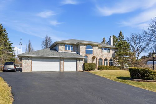 1 Longwood Way, Lemont, IL, 60439-4475 | Card Image