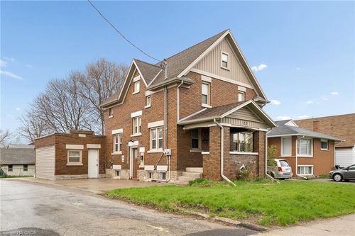 22 Dellroy Ave, Kitchener, ON, N2A2S1 | Card Image