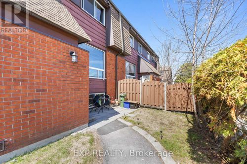 i-5 Banner Road, Ottawa, ON, K2H8T3 | Card Image