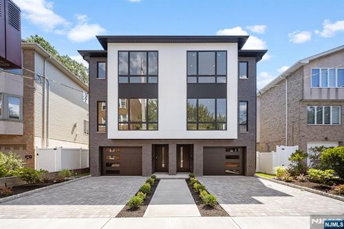 264 Grant Ave, Cliffside Park, NJ, 07010-2504 | Card Image