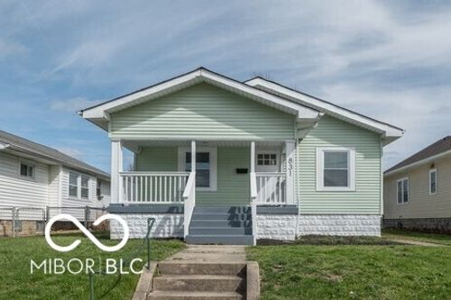 831 Wallace Ave, Indianapolis, IN, 46201-2948 | Card Image