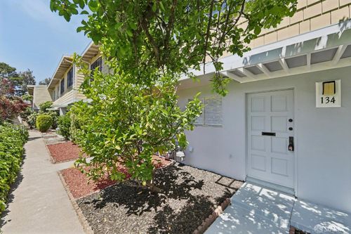 134 Albatross Ct, San Francisco, CA, 94124-2939 | Card Image