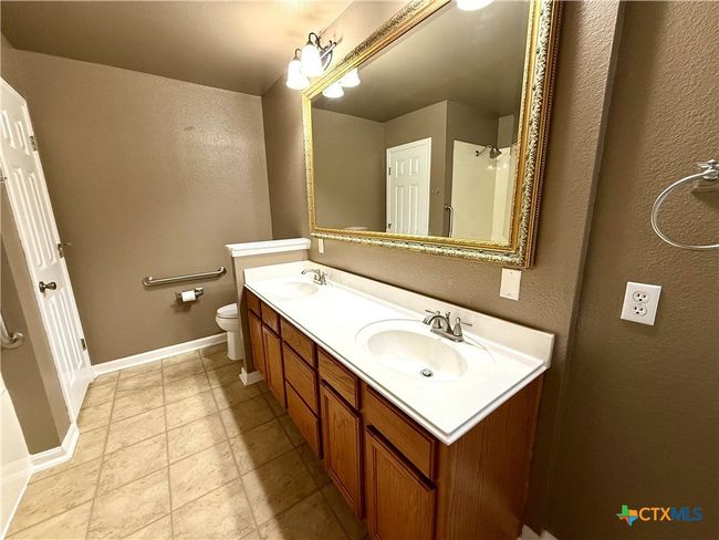 213 Summerside Ave, House other with 3 bedrooms, 2 bathrooms and null parking in Lockhart TX | Image 28