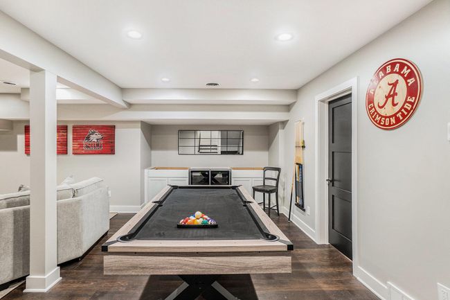 Finished lower level - billiard room | Image 11