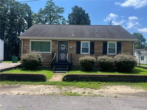 854 Apperson St, Petersburg, VA, 23803-3522 | Card Image