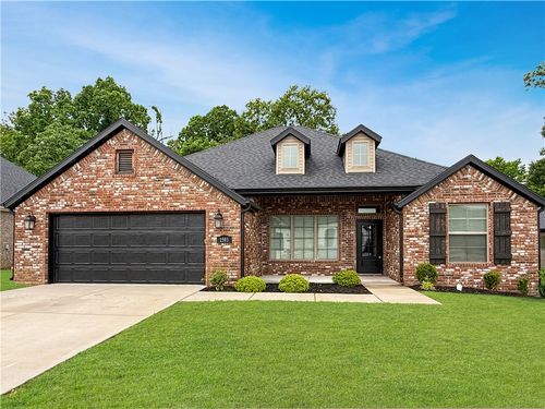 1593 N Quincy Avenue, Fayetteville, AR, 72704 | Card Image