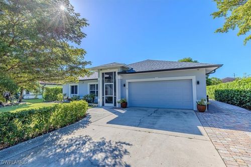 27518 Pinecrest Ln, BONITA SPRINGS, FL, 34135-6253 | Card Image