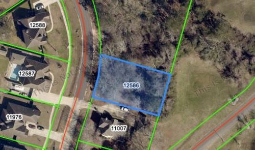 142 Pine Creek Dr, Madisonville, LA, 70447-9679 | Card Image