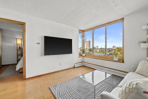 506-1409 N Prospect Ave, Milwaukee, WI, 53202-3008 | Card Image